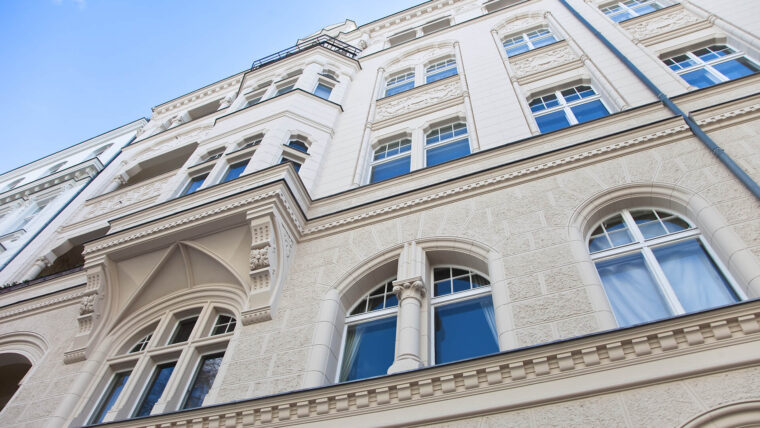 Beratung zum Immobilienrecht für Vermieter durch die Immobilienanwältin barbara Hoeck-Eisenbach (C) Tiberius Gracchus